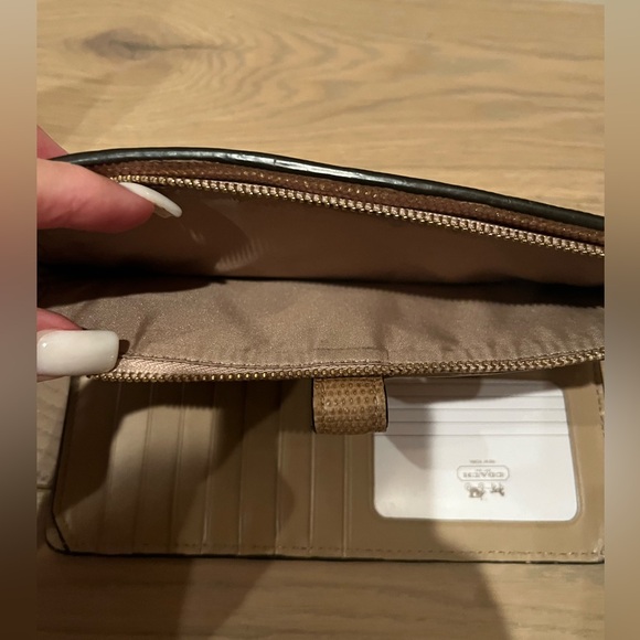 Coach Leather Wallet - Picture 7 of 12